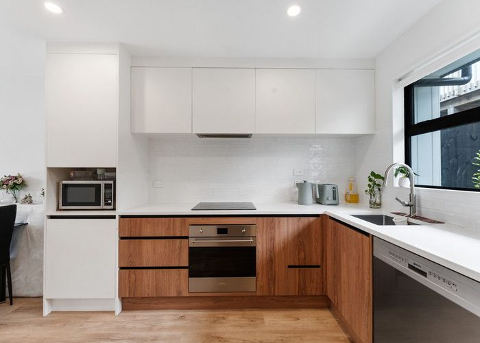  at 5/268 Rangatira Road, Beach Haven, North Shore City, Auckland