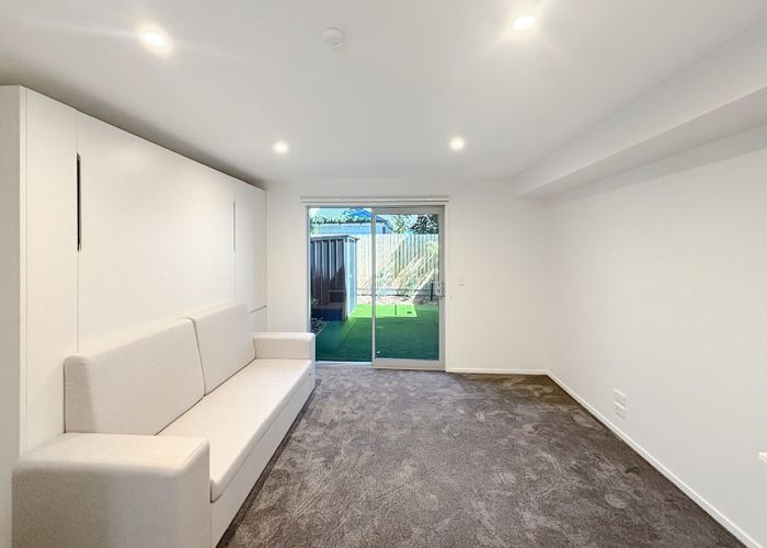  at 4/17 Winchester Street, Merivale, Christchurch City, Canterbury