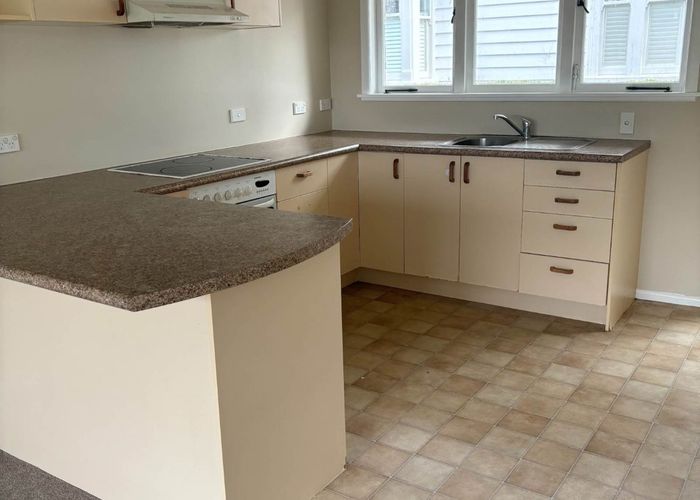  at 2/12 Buchanan Street, Devonport, North Shore City, Auckland