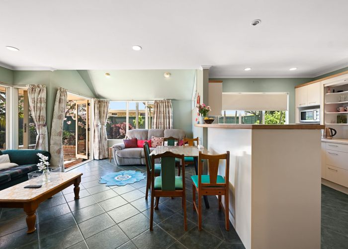  at 12 Dover Road, Saint Andrews, Hamilton, Waikato