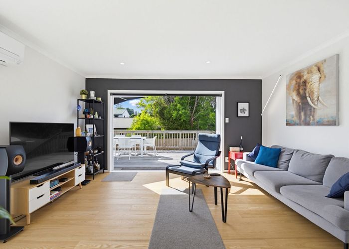  at 48 Stottholm road, Titirangi, Waitakere City, Auckland