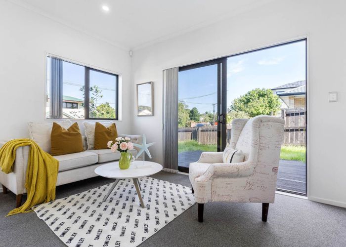 at 1/75 Aranui Road, Mount Wellington, Auckland