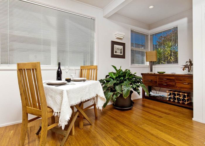  at 24 Sunset Road, Glenfield, North Shore City, Auckland