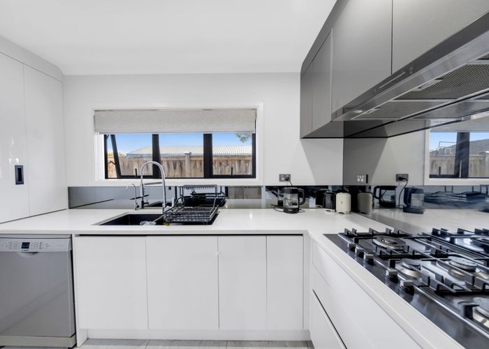  at 18A Edorvale Avenue, Papatoetoe, Manukau City, Auckland