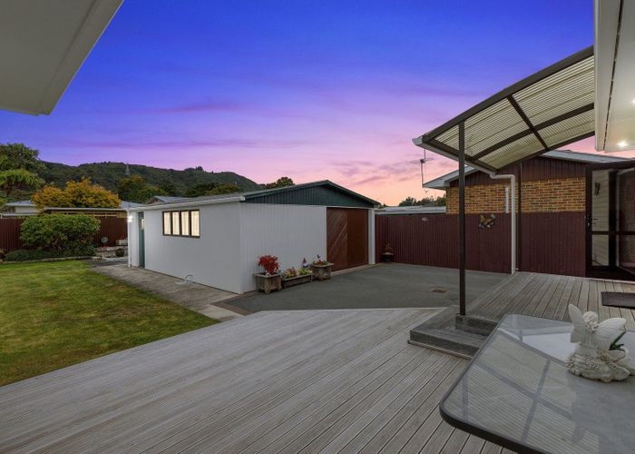  at 51 Bonnie Glen Crescent, Ebdentown, Upper Hutt, Wellington