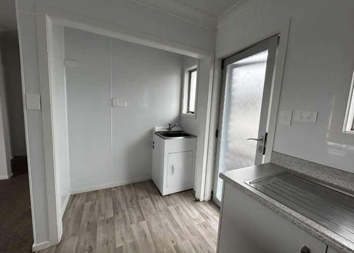  at 8/27 Cameron Road, Hamilton East, Hamilton, Waikato