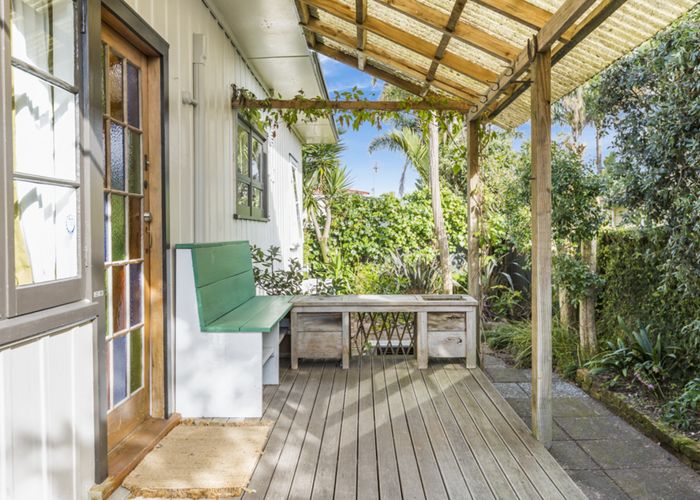  at 3/142 Rosebank Road, Avondale, Auckland