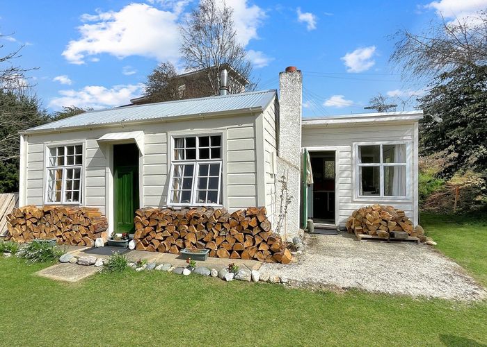  at 42 Leven Street, Naseby, Naseby