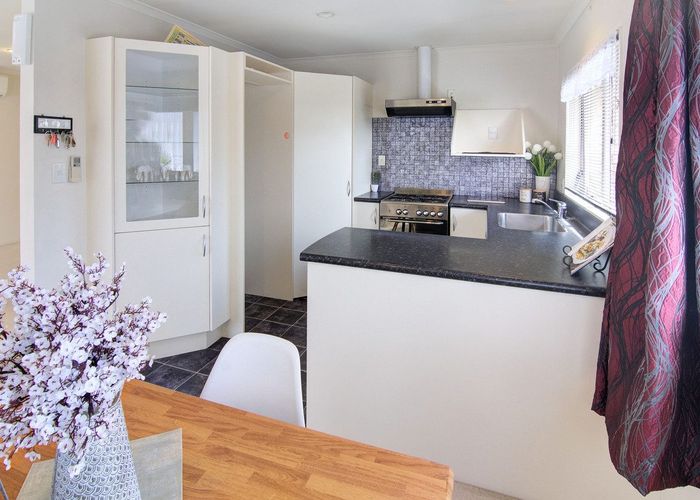  at 4/2 William Donald Drive, Solway, Masterton
