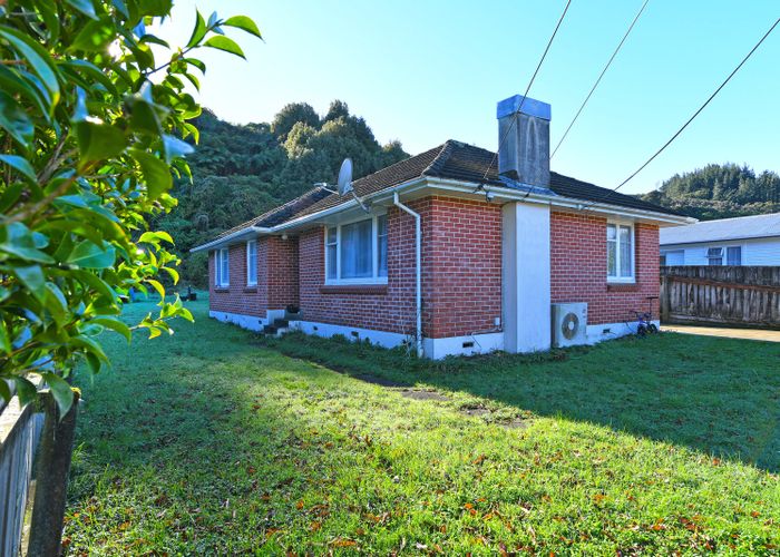  at 37 Gillespies Road, Birchville, Upper Hutt