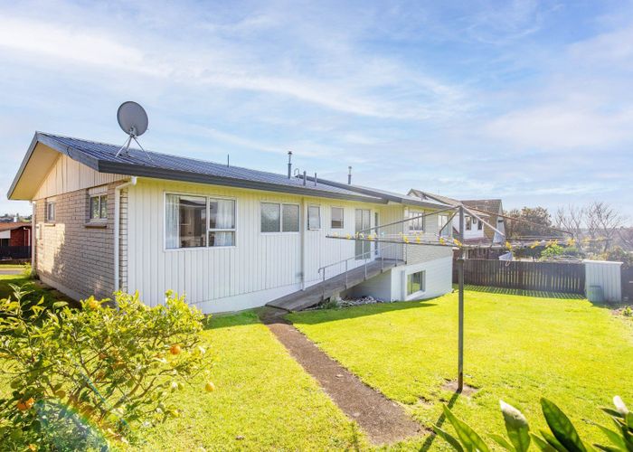  at 38 Russleigh Drive, Dinsdale, Hamilton, Waikato