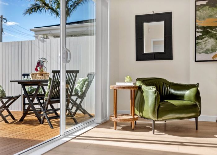  at 1/37 Patteson Avenue, Mission Bay, Auckland