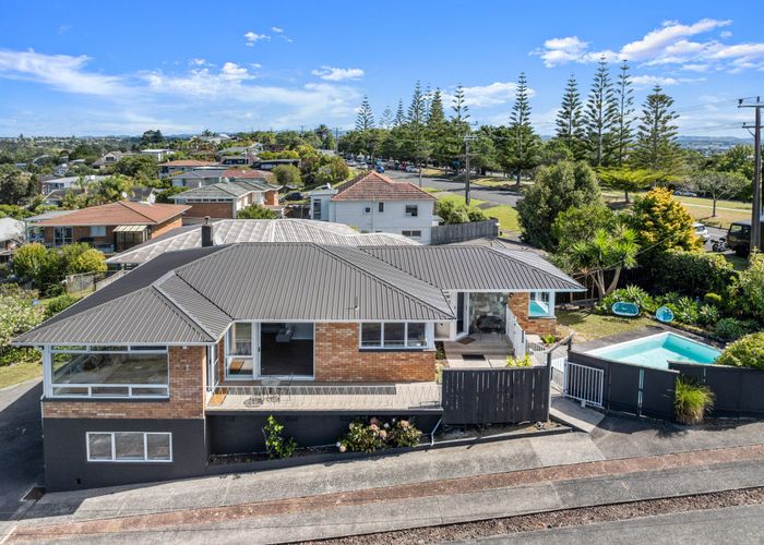  at 27 High Road, Glenfield, North Shore City, Auckland