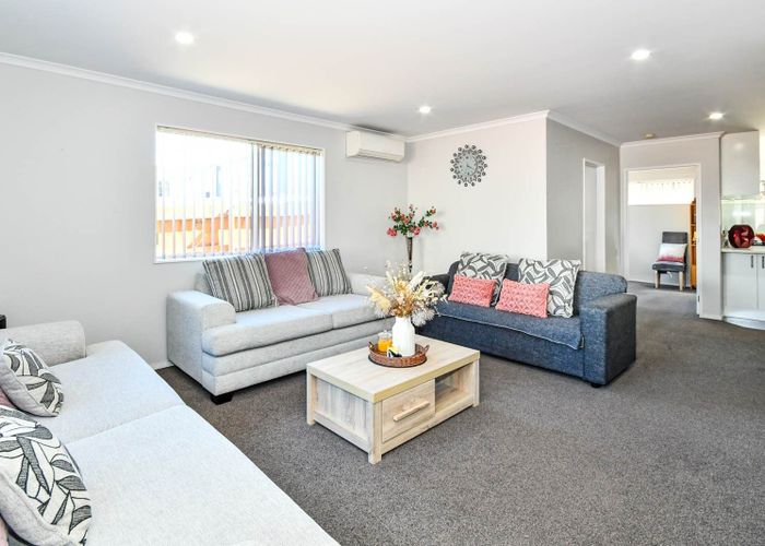  at 21 Hayward Road, Papatoetoe, Auckland