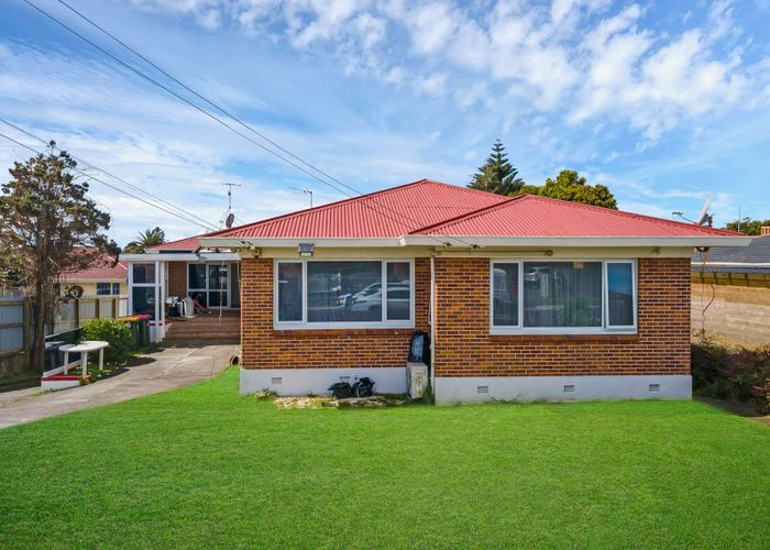  at 3 Brooklyn Avenue, Papatoetoe, Manukau City, Auckland