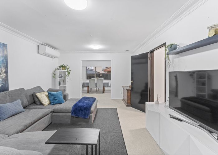  at 18A Sunnyside Crescent, Papatoetoe, Manukau City, Auckland