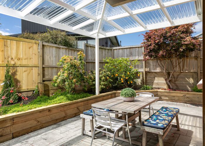  at 5/34 Waipuia Place, Greenhithe, North Shore City, Auckland