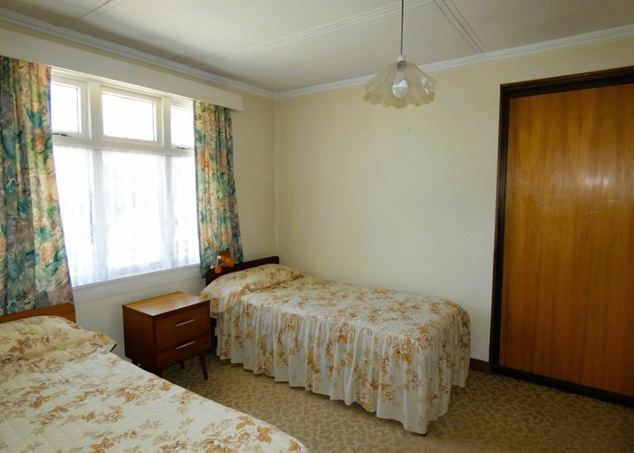  at 16 Mcgill Street, Waimangaroa