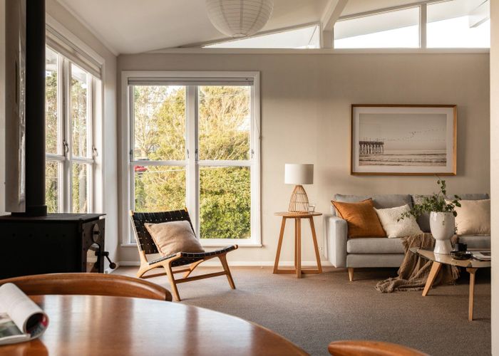  at 2 Paparangi Crescent, Paparangi, Wellington