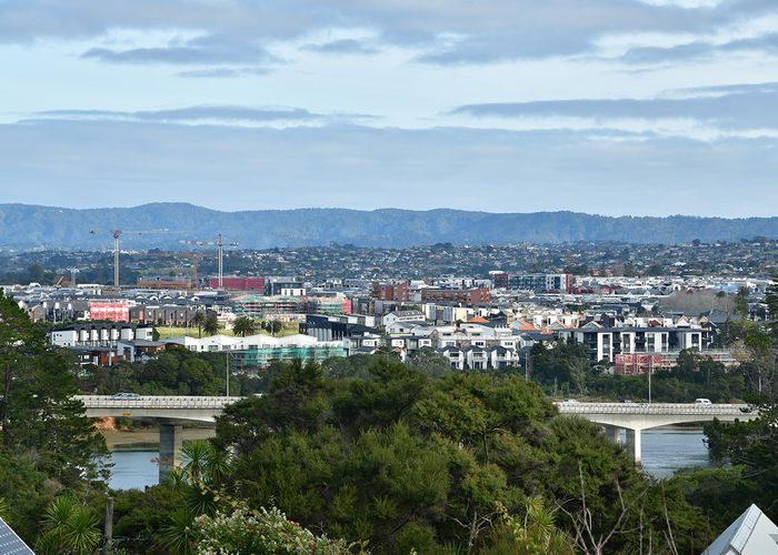  at 43 Tauhinu Road, Greenhithe, Auckland