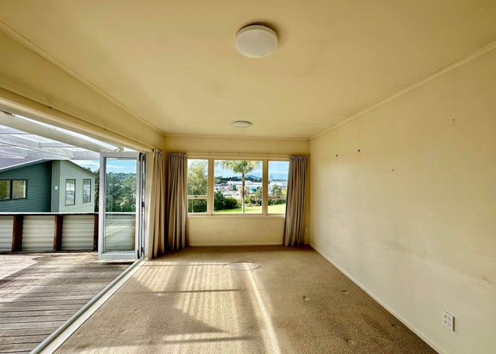  at 43 Bruce Road, Glenfield, Auckland