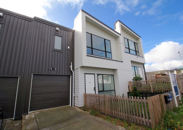  at Lot 2/27 Swaffield Road, Papatoetoe, Manukau City, Auckland