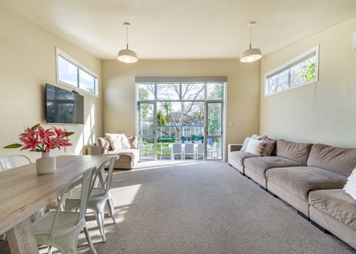  at 35 Royal Street, Upper Hutt, Upper Hutt, Wellington