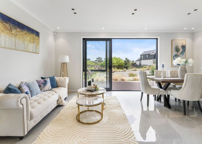  at 2 Seagreen Avenue, Rosehill, Papakura, Auckland