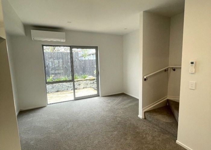  at 11/3 Matuhi Rise, Henderson, Waitakere City, Auckland