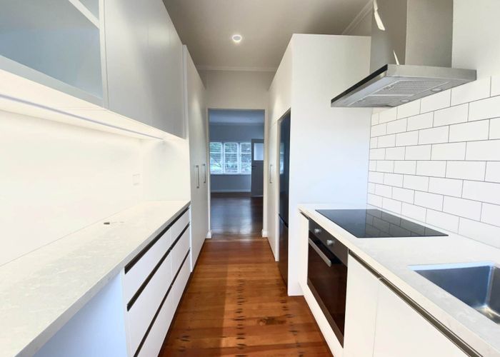  at 2/30 Atkin Avenue, Mission Bay, Auckland City, Auckland