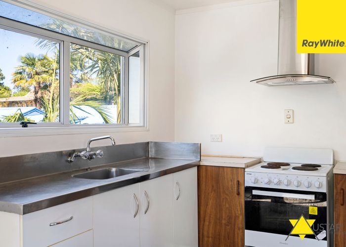  at 3/13 Holly Street, Avondale, Auckland