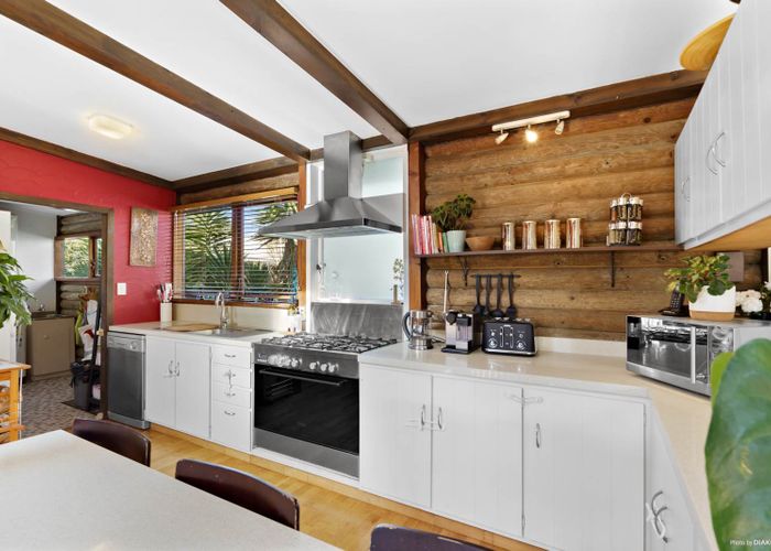  at 339 Point Chevalier Road, Point Chevalier, Auckland