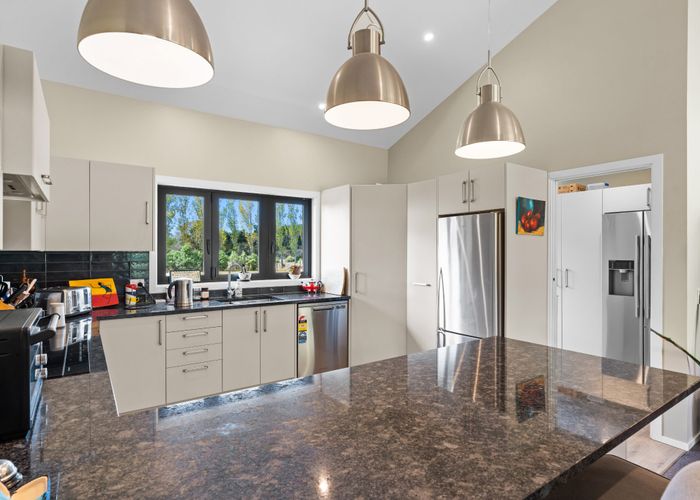  at 616 Norfolk Road, Carterton