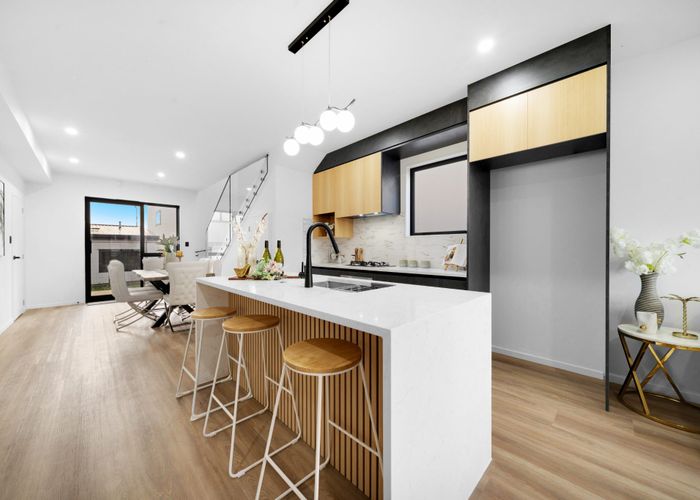  at 4 Farranfore Road, Papakura, Papakura, Auckland