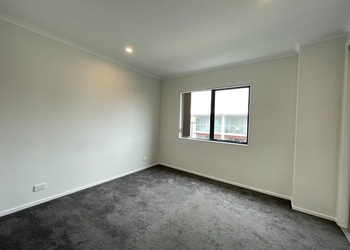  at 466D Roscommon Road, Clendon Park, Auckland