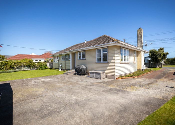  at 131 Seaview Road, Westown, New Plymouth