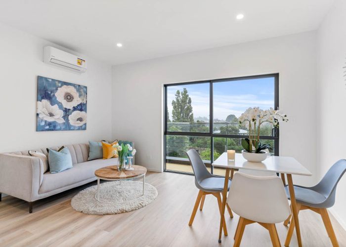  at 2/26 Price Crescent, Mount Wellington, Auckland City, Auckland