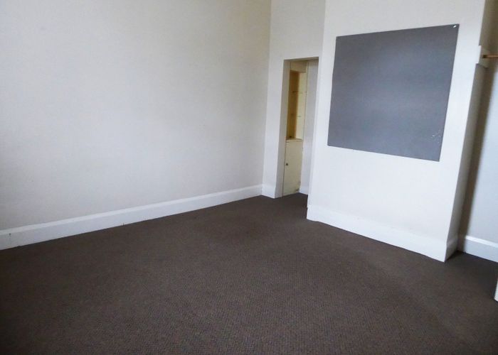  at 33 McGiffert Street, City Centre, Palmerston North, Manawatu / Whanganui