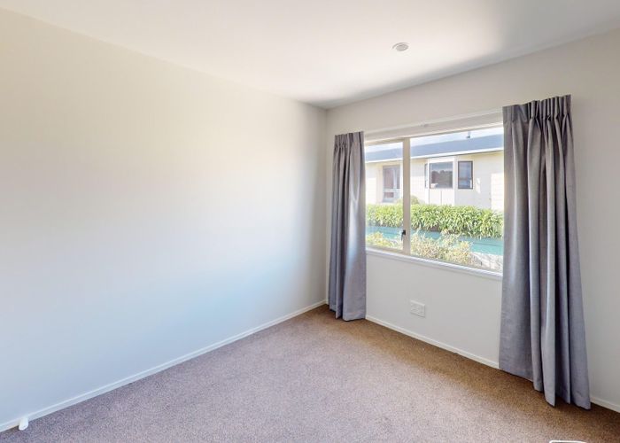 at 74 Dress Circle, Newlands, Wellington, Wellington