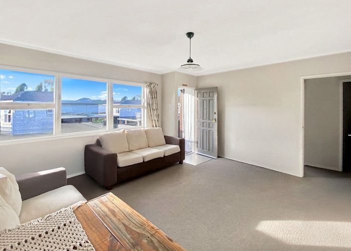  at 4/6 Elliot Avenue, Bayview, North Shore City, Auckland