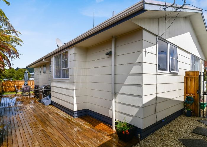  at 1 Marcasite Place, Pukehangi, Rotorua