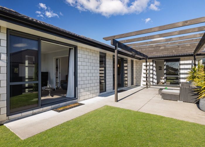  at 19 Ballintoy Park Drive, Welcome Bay, Tauranga, Bay Of Plenty