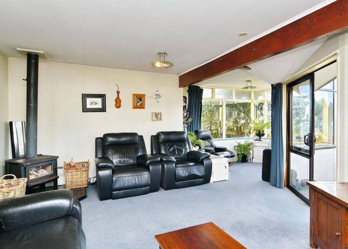  at 47 Batten Grove, The Pines Beach, The Pines Beach