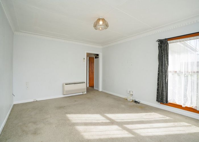  at 16 Adamson Crescent, Glengarry, Invercargill