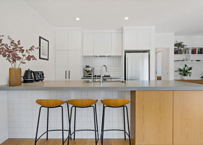  at 6 Walton Street, Remuera, Auckland