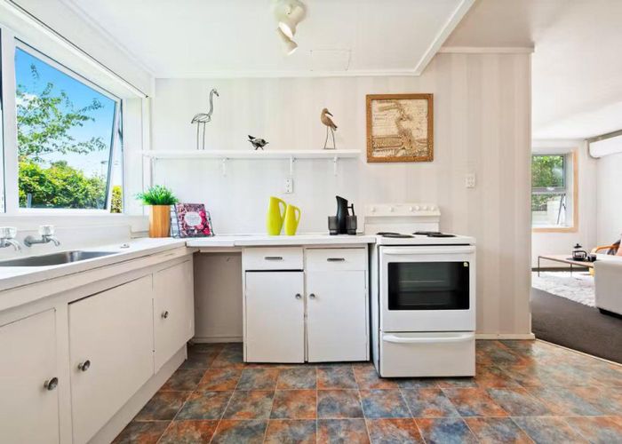  at 180A Tuhikaramea Road [FLAT], Dinsdale, Hamilton, Waikato