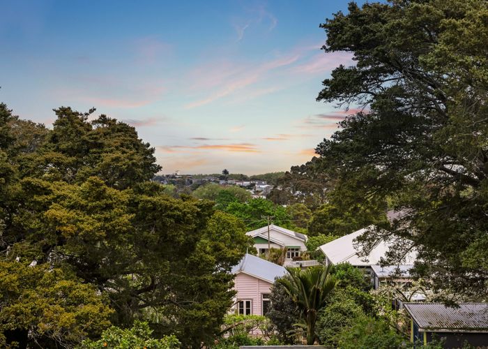  at 23 Chamberlain Street, Grey Lynn, Auckland