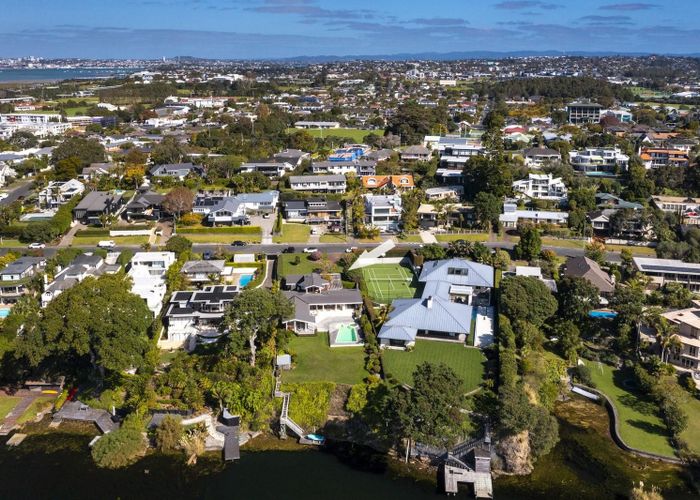  at 21 Lake View Road, Takapuna, Auckland