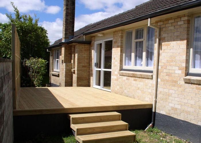  at 286 Clarkin Road, Fairfield, Hamilton