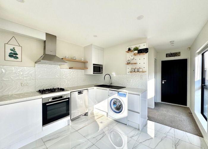  at 10 Bliss Court, Takanini, Auckland